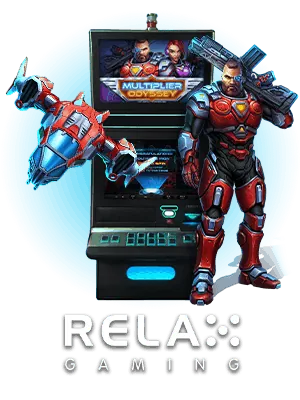 Người đàn ông đang lập chiến lược cá cược bóng đá với máy tính và sổ ghi chép